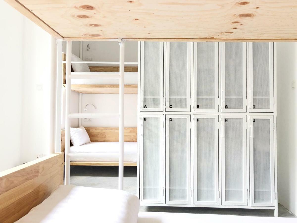 Bunk Bed in Mixed Dormitory Room